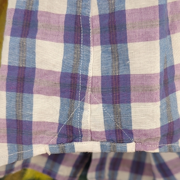 Banana Republic Men's Plaid Lenon Cotton Blend Button Up Shirt- Medium - Picture 4 of 11